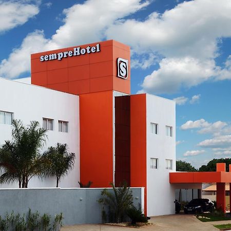 Semprehotel Tres Lagoas Luaran gambar