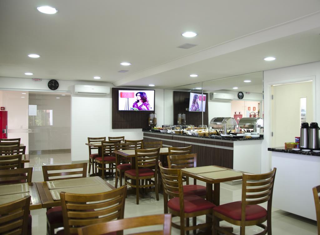 Semprehotel Tres Lagoas Luaran gambar