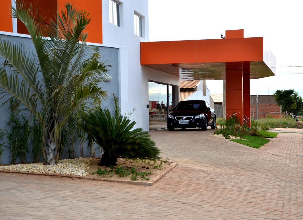 Semprehotel Tres Lagoas Luaran gambar