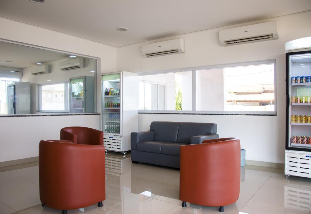 Semprehotel Tres Lagoas Luaran gambar