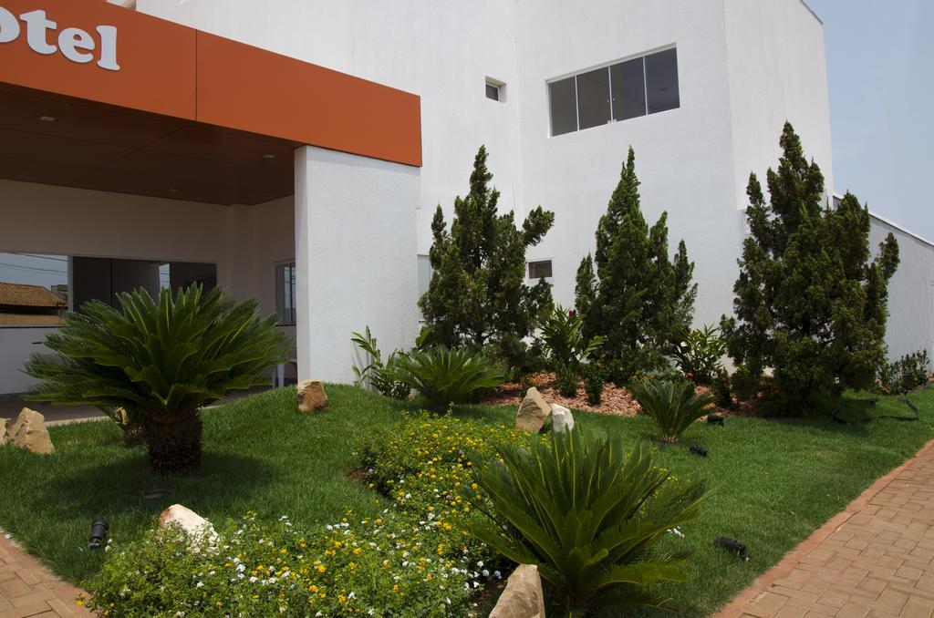 Semprehotel Tres Lagoas Luaran gambar